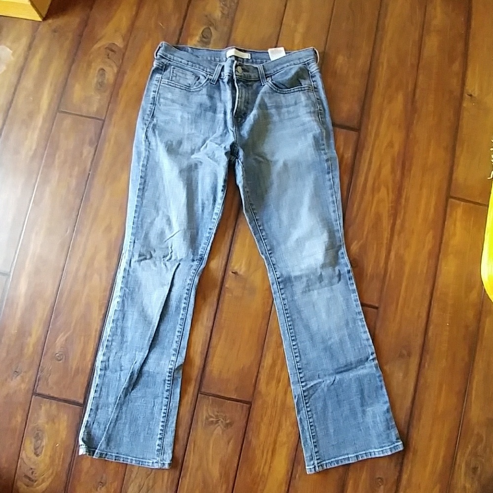 Levi's women's jeans